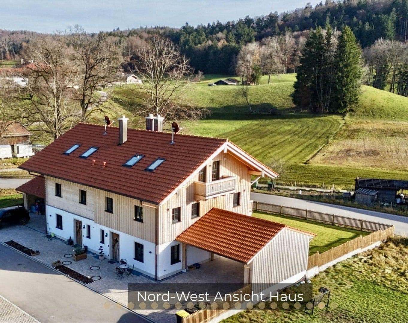 Predaj domu 151 m², pozemek 332 m², Pfarrer-Koller-Weg 6, Dietramszell, Bavorsko Predaj domu 151 m², pozemek 332 m², Pfarrer-Koller-Weg 6, Dietramszell, Bavorsko