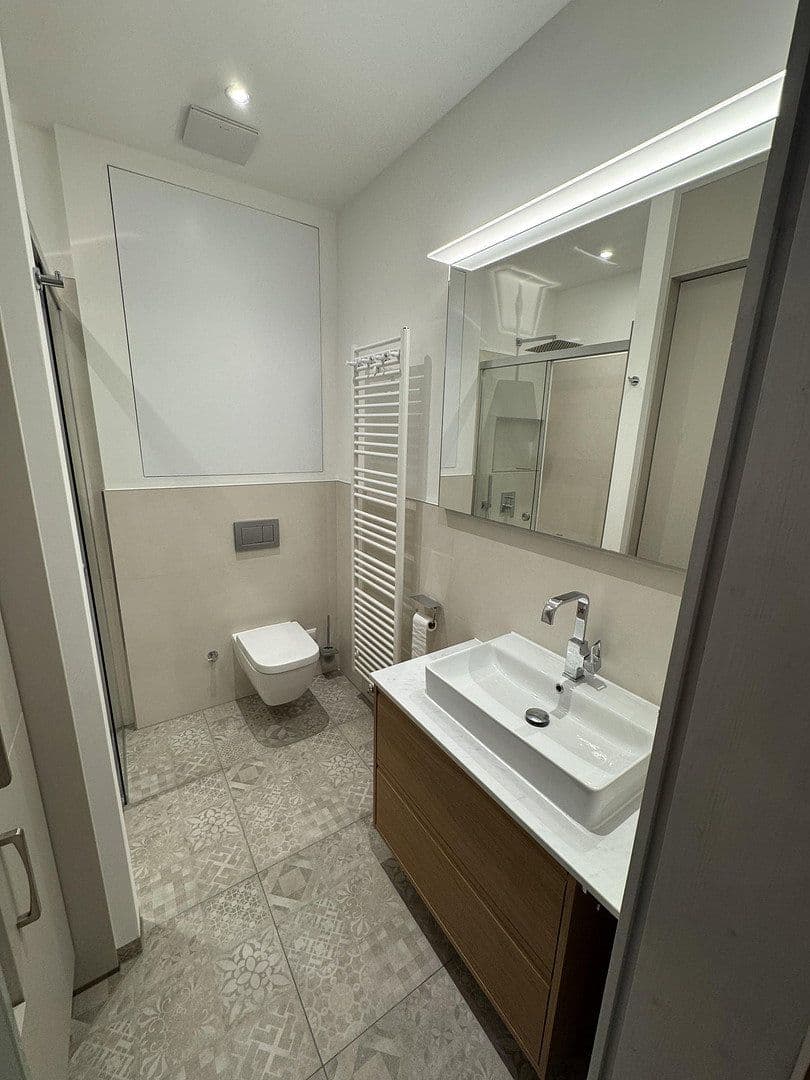 Prenájom bytu 2-izbový 55 m², Dresden, Sasko Prenájom bytu 2-izbový 55 m², Dresden, Sasko