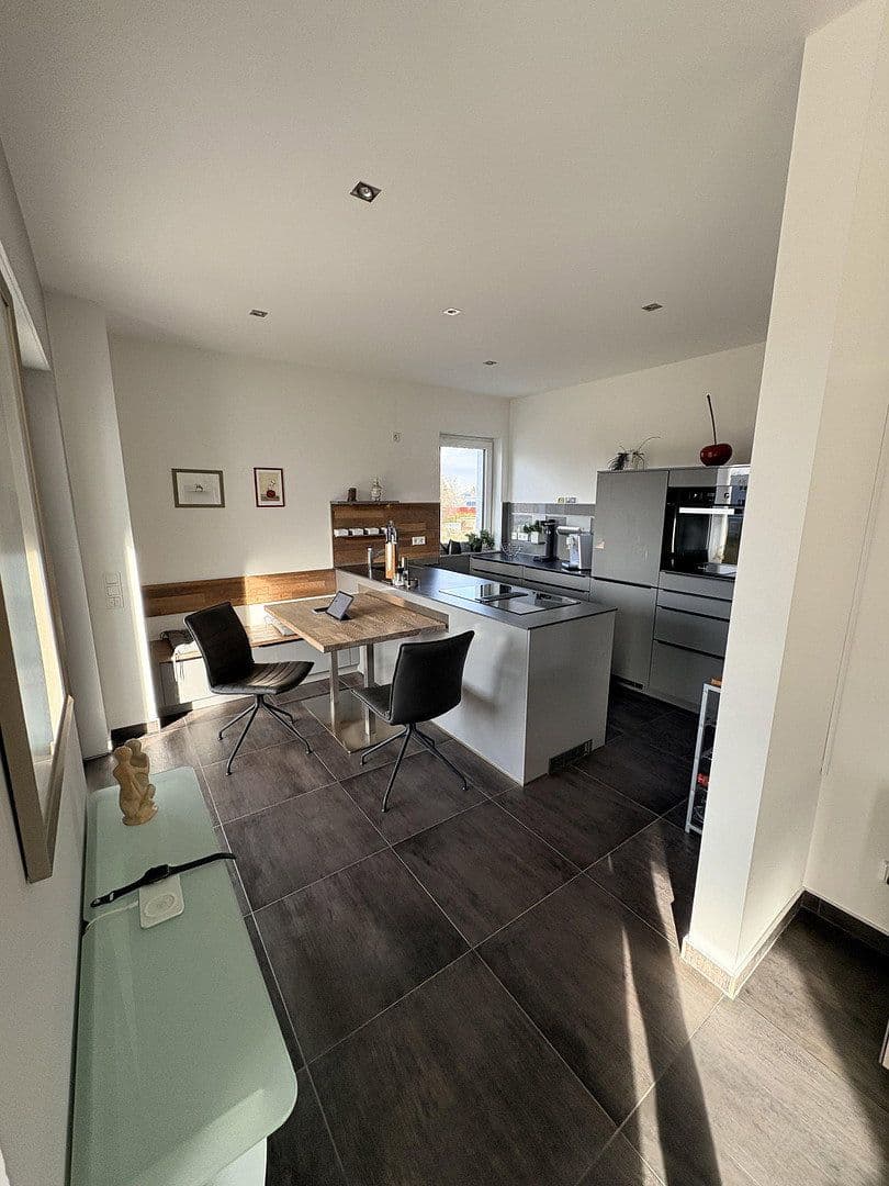 Predaj bytu 3-izbový 114 m², Chemnitz, Sasko Predaj bytu 3-izbový 114 m², Chemnitz, Sasko