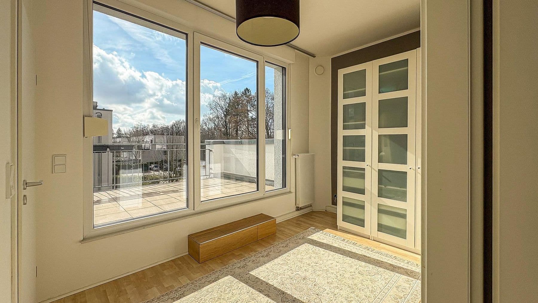 Predaj domu 133 m², pozemek 222 m², Hamburg, Hamburg Predaj domu 133 m², pozemek 222 m², Hamburg, Hamburg