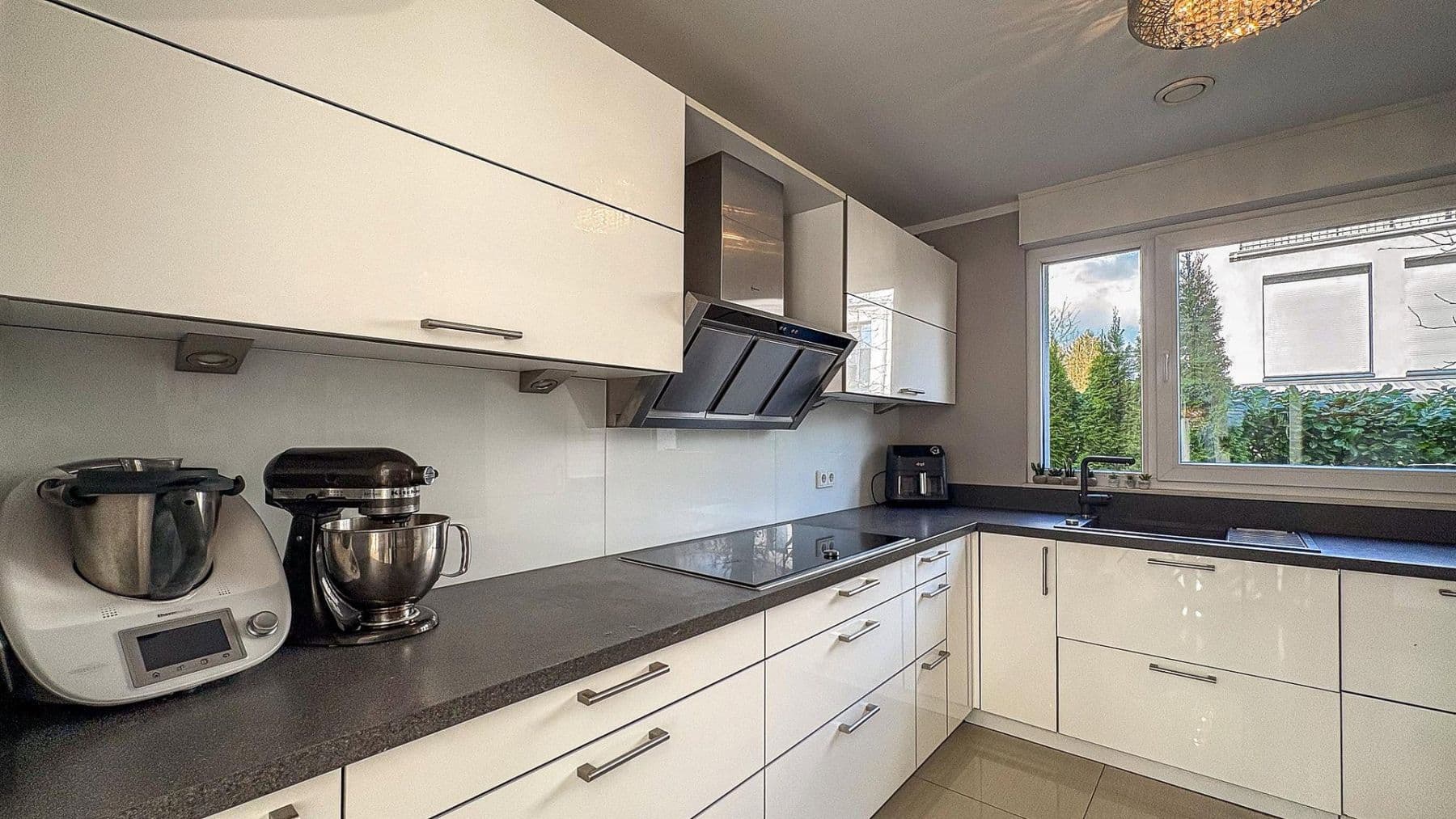 Predaj domu 133 m², pozemek 222 m², Hamburg, Hamburg Predaj domu 133 m², pozemek 222 m², Hamburg, Hamburg