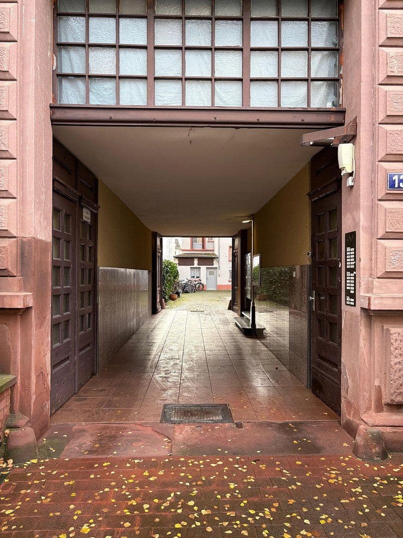 Prenájom bytu 2-izbový 46 m², Frankfurt am Main, Hesensko Prenájom bytu 2-izbový 46 m², Frankfurt am Main, Hesensko