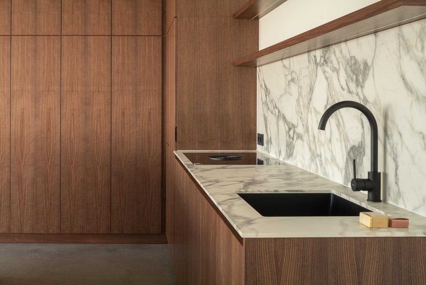 Predaj bytu 2-izbový 126 m², Graefestrasse 80, Berlin, Berlín Predaj bytu 2-izbový 126 m², Graefestrasse 80, Berlin, Berlín