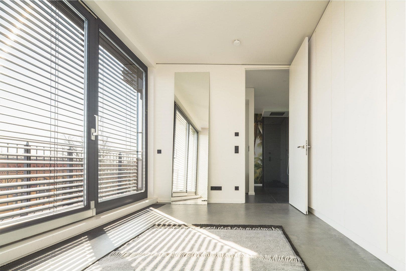 Predaj bytu 2-izbový 126 m², Graefestrasse 80, Berlin, Berlín Predaj bytu 2-izbový 126 m², Graefestrasse 80, Berlin, Berlín