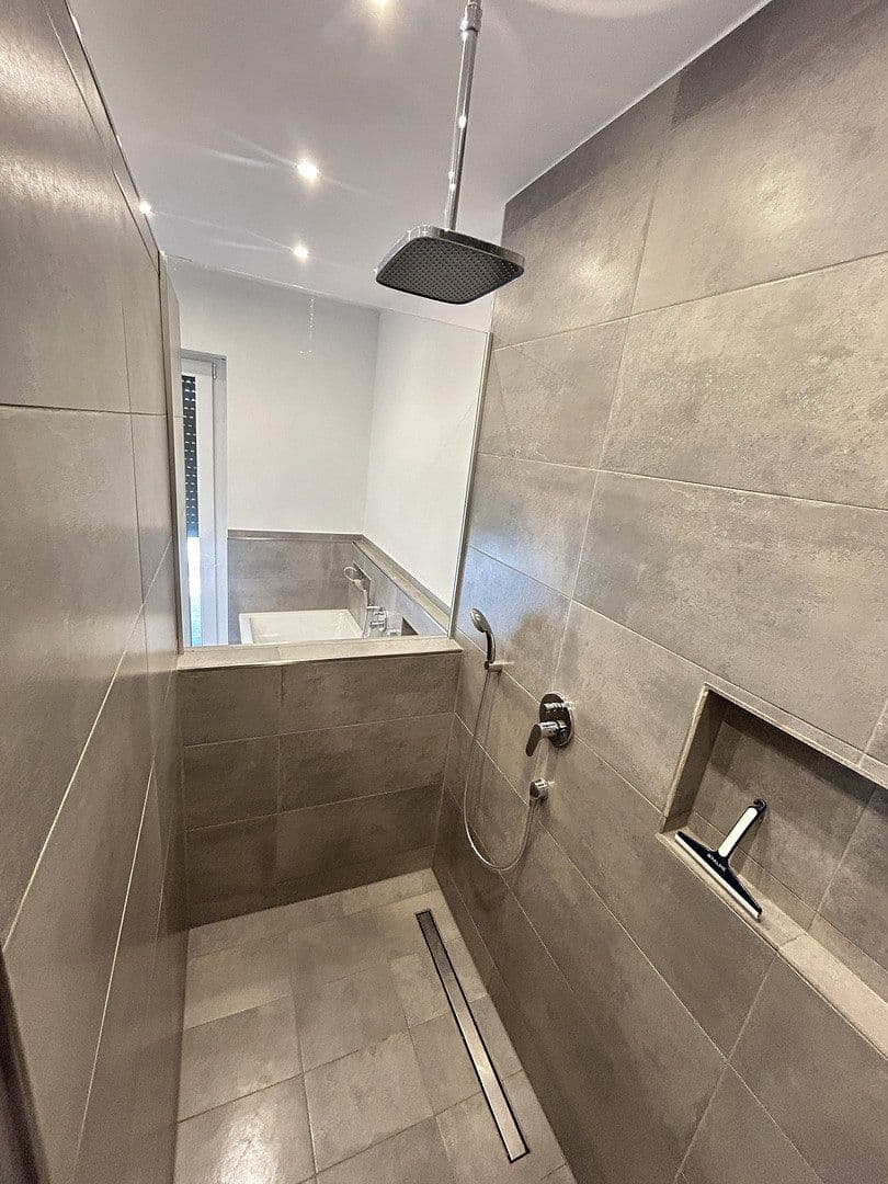 Predaj bytu 5-izbový 226 m², Lambertusstr. 36, Troisdorf, Severné Porýnie - Westfálsko Predaj bytu 5-izbový 226 m², Lambertusstr. 36, Troisdorf, Severné Porýnie - Westfálsko