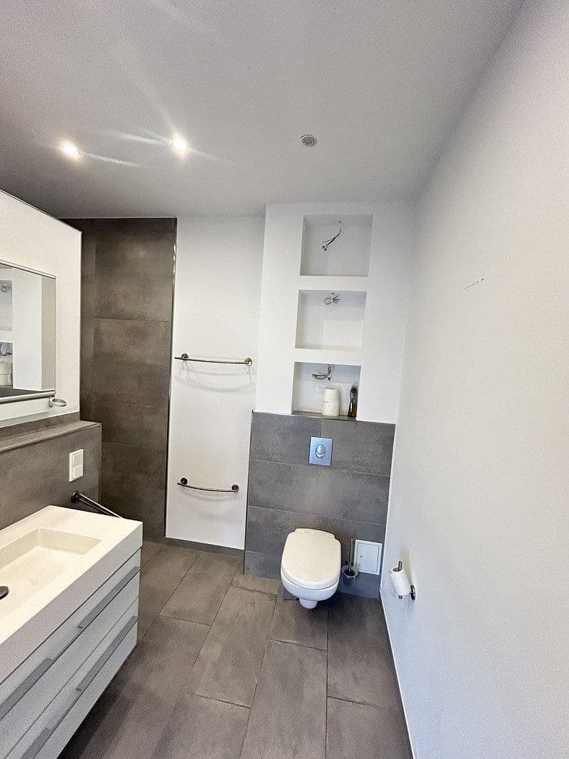 Predaj bytu 5-izbový 226 m², Lambertusstr. 36, Troisdorf, Severné Porýnie - Westfálsko Predaj bytu 5-izbový 226 m², Lambertusstr. 36, Troisdorf, Severné Porýnie - Westfálsko