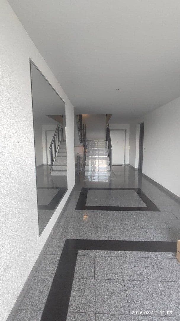 Prenájom bytu 2-izbový 68 m², An der Lindenallee 24, Frankfurt am Main, Hesensko Prenájom bytu 2-izbový 68 m², An der Lindenallee 24, Frankfurt am Main, Hesensko