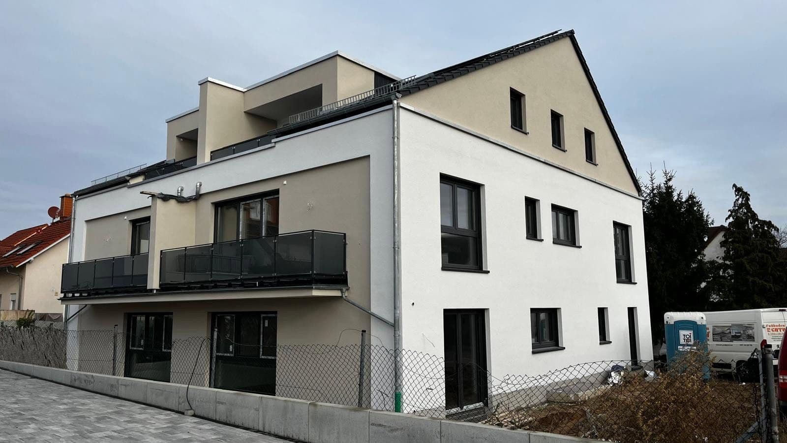 Prenájom bytu 4-izbový 132 m², Jügesheimer Weg 31, Seligenstadt, Hesensko Prenájom bytu 4-izbový 132 m², Jügesheimer Weg 31, Seligenstadt, Hesensko