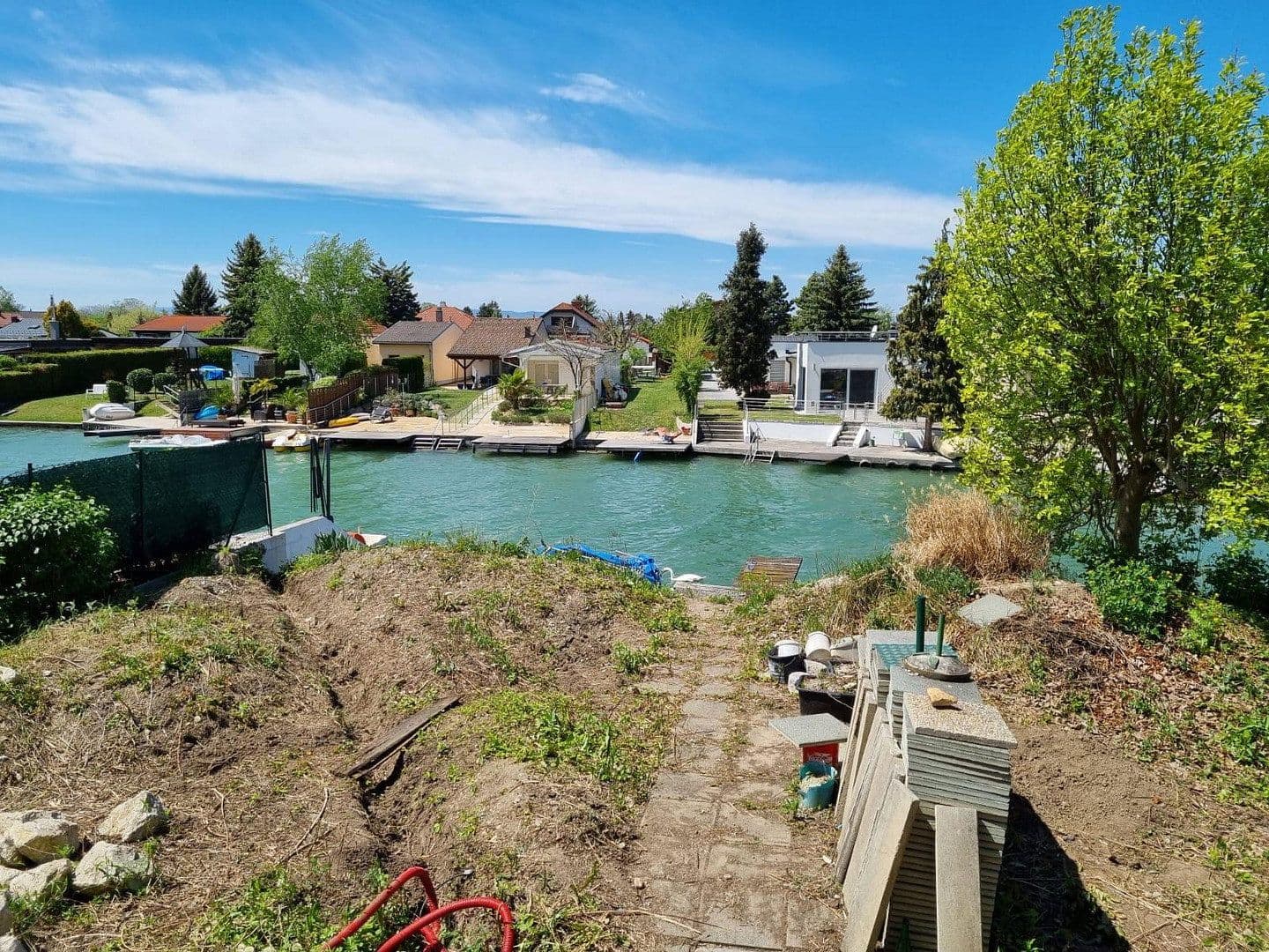 Predaj domu 70 m², pozemek 524 m², Loobgrabenweg 16, Neufeld an der Leitha, Burgenland Predaj domu 70 m², pozemek 524 m², Loobgrabenweg 16, Neufeld an der Leitha, Burgenland