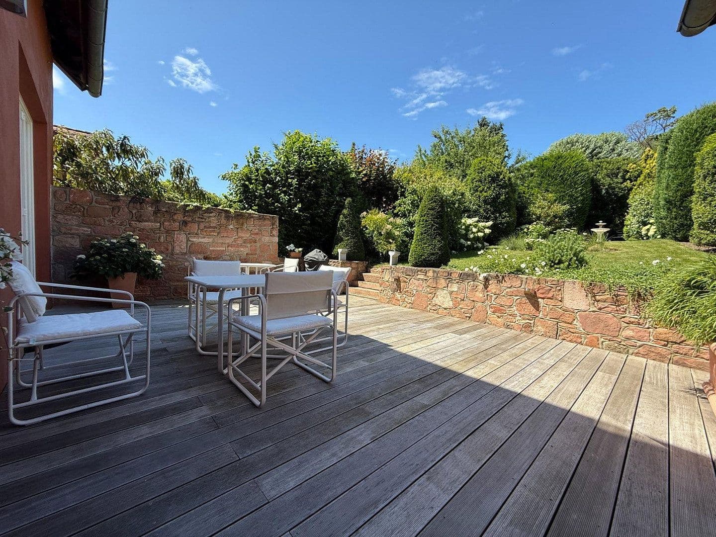 Predaj domu 273 m², pozemek 405 m², Gelnhausen, Hesensko Predaj domu 273 m², pozemek 405 m², Gelnhausen, Hesensko