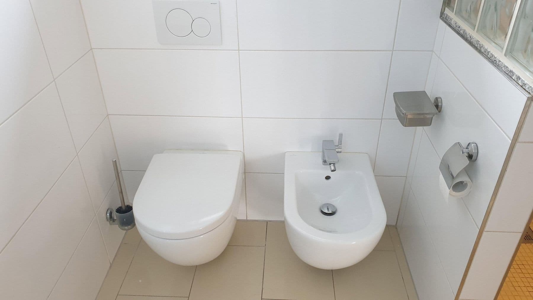 Predaj domu 1.350 m², pozemek 1.370 m², Am Goldberg 9, Heusenstamm, Hesensko Predaj domu 1.350 m², pozemek 1.370 m², Am Goldberg 9, Heusenstamm, Hesensko