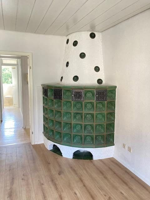 Prenájom bytu 3-izbový 75 m², Stuttgart, Bádensko-Wurttembersko Prenájom bytu 3-izbový 75 m², Stuttgart, Bádensko-Wurttembersko