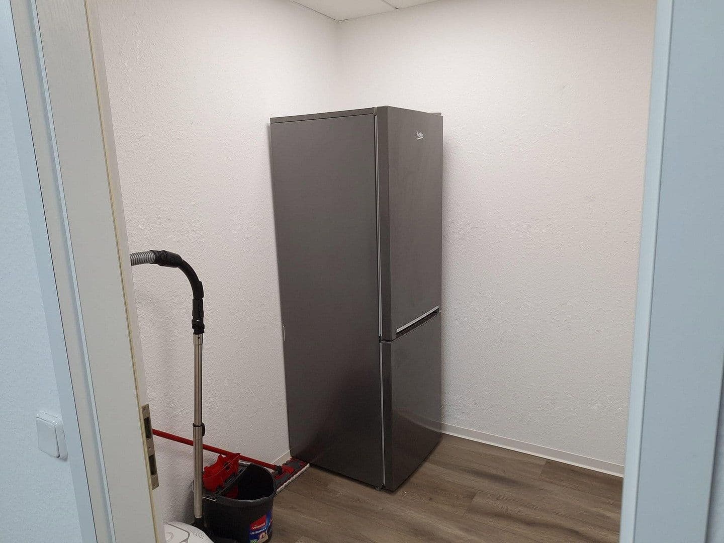 Prenájom kancelárie 165 m², Untergrünewalderstr. 18a, Wuppertal, Severné Porýnie - Westfálsko Prenájom kancelárie 165 m², Untergrünewalderstr. 18a, Wuppertal, Severné Porýnie - Westfálsko