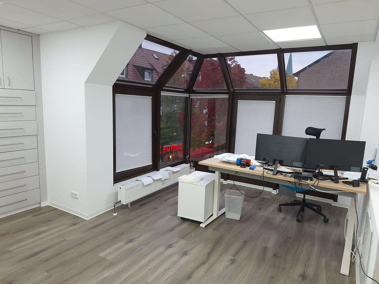 Prenájom kancelárie 165 m², Untergrünewalderstr. 18a, Wuppertal, Severné Porýnie - Westfálsko Prenájom kancelárie 165 m², Untergrünewalderstr. 18a, Wuppertal, Severné Porýnie - Westfálsko