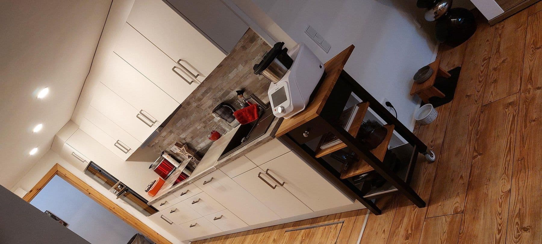 Predaj domu 100 m², pozemek 1.495 m², Müden (Aller), Dolné Sasko Predaj domu 100 m², pozemek 1.495 m², Müden (Aller), Dolné Sasko