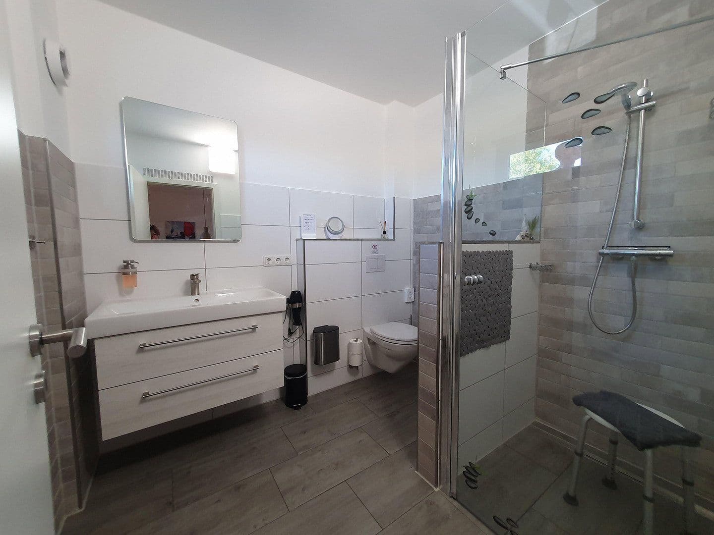 Predaj domu 200 m², pozemek 753 m², Saal, Meklenbursko-Predpomoransko Predaj domu 200 m², pozemek 753 m², Saal, Meklenbursko-Predpomoransko