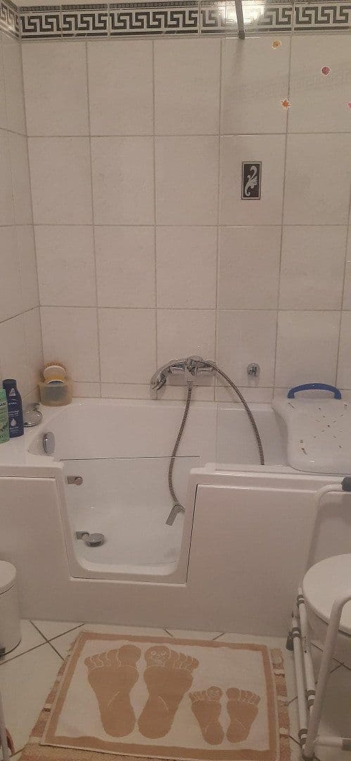 Prenájom bytu 2-izbový 68 m², Gärtnerstr. 24-26, Duisburg, Severné Porýnie - Westfálsko Prenájom bytu 2-izbový 68 m², Gärtnerstr. 24-26, Duisburg, Severné Porýnie - Westfálsko