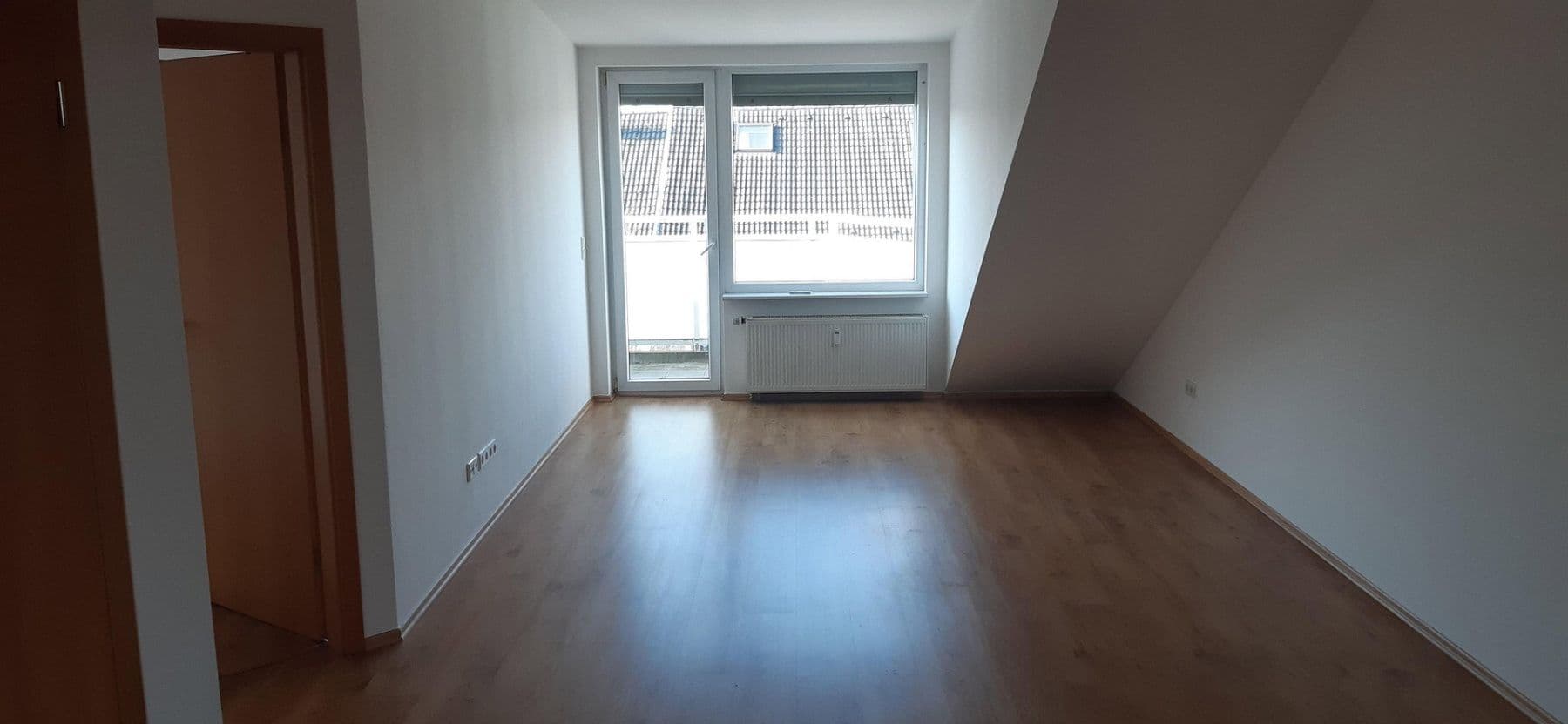 Prenájom bytu 2-izbový 68 m², Gärtnerstr. 24-26, Duisburg, Severné Porýnie - Westfálsko Prenájom bytu 2-izbový 68 m², Gärtnerstr. 24-26, Duisburg, Severné Porýnie - Westfálsko