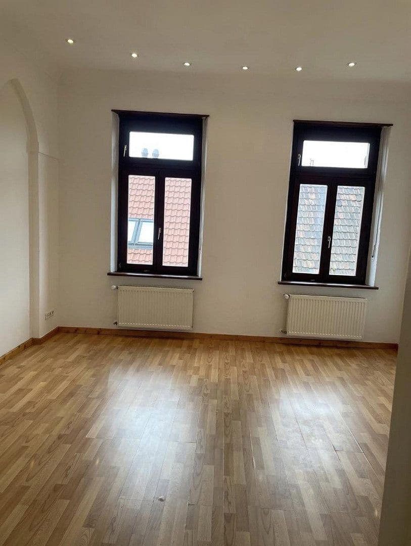Prenájom bytu 3-izbový 84 m², Landau, Porýnie-Falcko Prenájom bytu 3-izbový 84 m², Landau, Porýnie-Falcko
