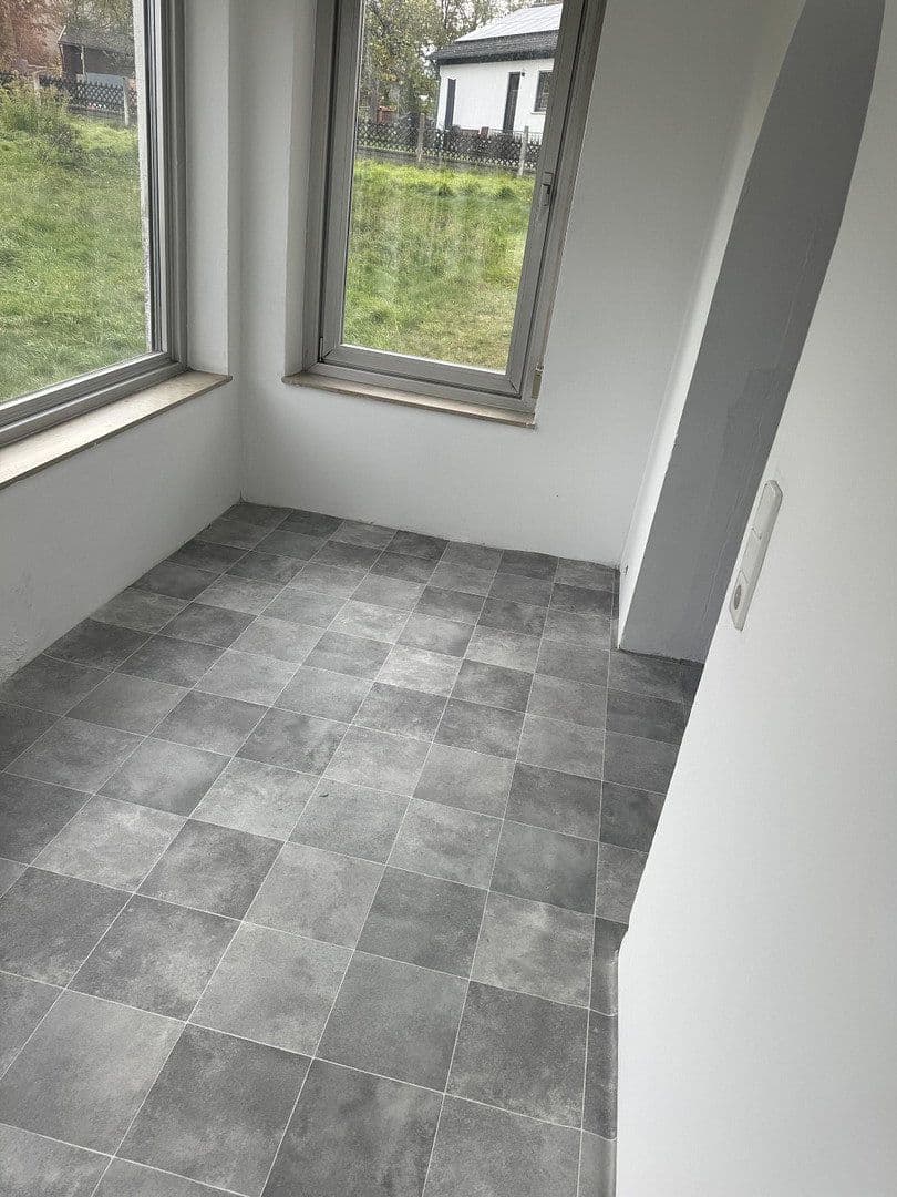 Predaj domu 155 m², pozemek 485 m², Höhbuck 7, Roßtal, Bavorsko Predaj domu 155 m², pozemek 485 m², Höhbuck 7, Roßtal, Bavorsko