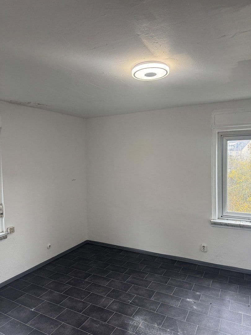 Predaj domu 155 m², pozemek 485 m², Höhbuck 7, Roßtal, Bavorsko Predaj domu 155 m², pozemek 485 m², Höhbuck 7, Roßtal, Bavorsko