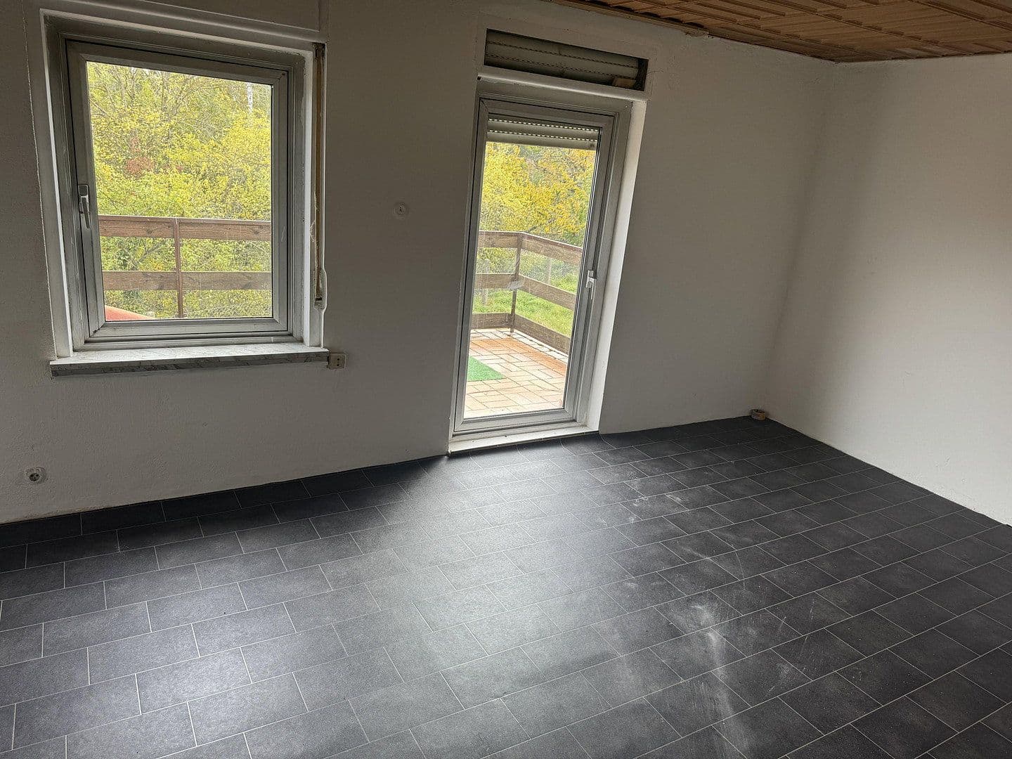 Predaj domu 155 m², pozemek 485 m², Höhbuck 7, Roßtal, Bavorsko Predaj domu 155 m², pozemek 485 m², Höhbuck 7, Roßtal, Bavorsko