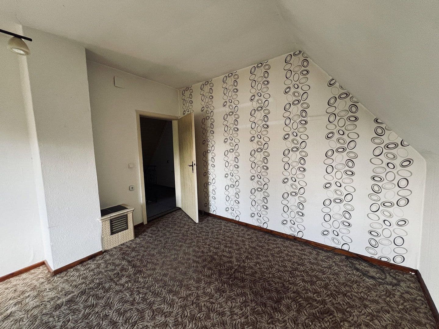 Predaj domu 116 m², pozemek 891 m², Rhönblick, Durínsko Predaj domu 116 m², pozemek 891 m², Rhönblick, Durínsko