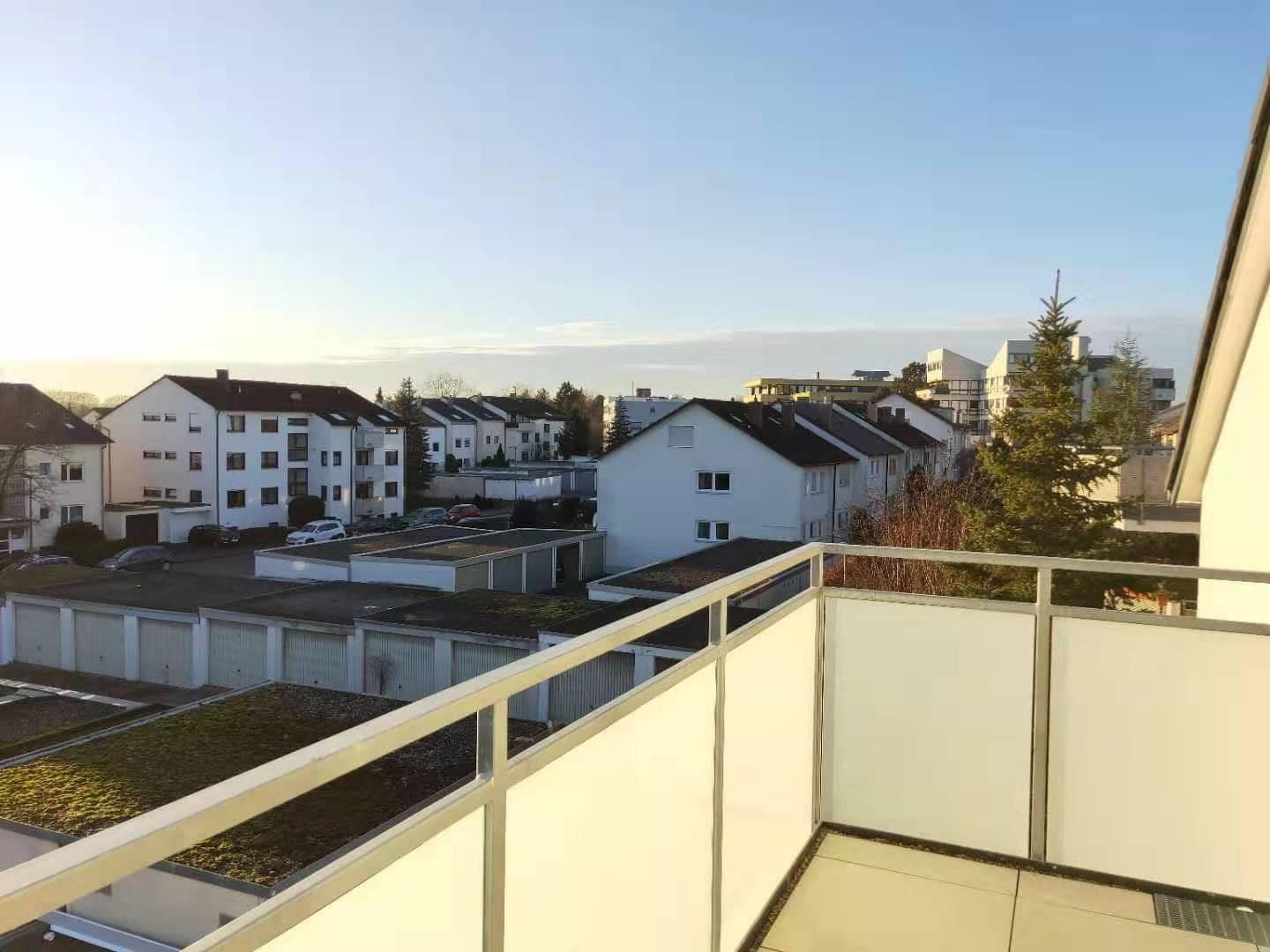 Prenájom bytu 3-izbový 71 m², Stuttgart-Plieningen, Bádensko-Wurttembersko Prenájom bytu 3-izbový 71 m², Stuttgart-Plieningen, Bádensko-Wurttembersko