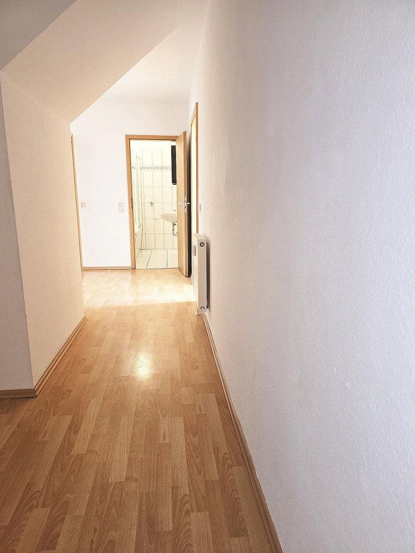 Prenájom bytu 3-izbový 67 m², Conrad Clauß Straße 20, Hohenstein-Ernstthal, Sasko Prenájom bytu 3-izbový 67 m², Conrad Clauß Straße 20, Hohenstein-Ernstthal, Sasko