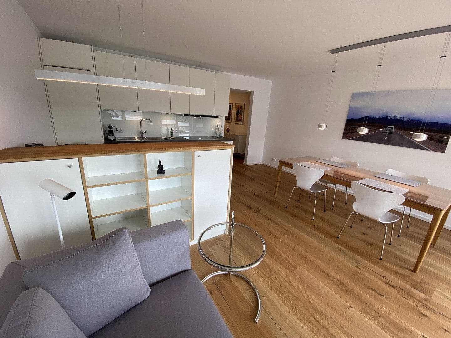 Prenájom bytu 3-izbový 80 m², Bernhardstr. 147, Köln, Severné Porýnie - Westfálsko Prenájom bytu 3-izbový 80 m², Bernhardstr. 147, Köln, Severné Porýnie - Westfálsko