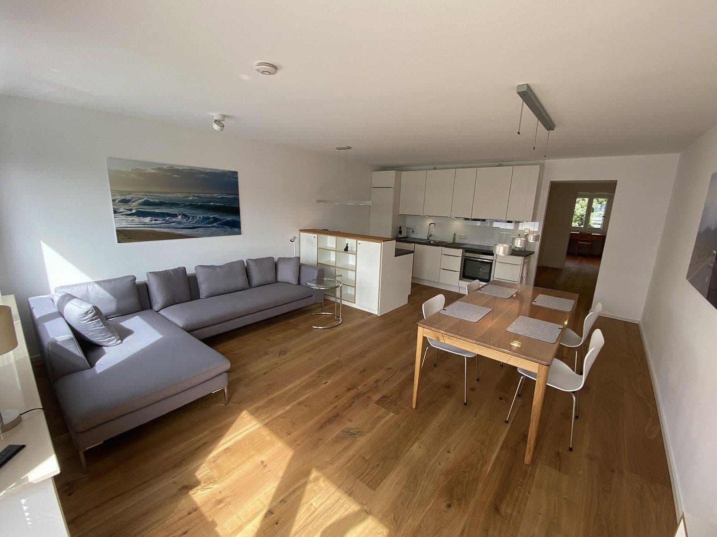 Prenájom bytu 3-izbový 80 m², Bernhardstr. 147, Köln, Severné Porýnie - Westfálsko Prenájom bytu 3-izbový 80 m², Bernhardstr. 147, Köln, Severné Porýnie - Westfálsko