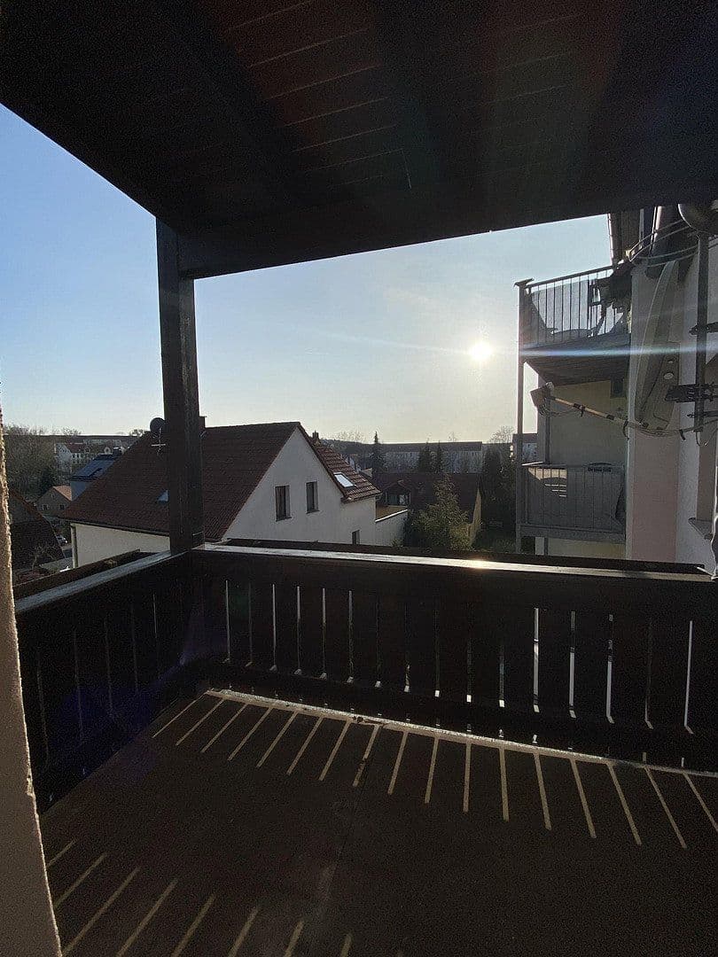 Prenájom bytu 4-izbový 100 m², Altenburg, Durínsko Prenájom bytu 4-izbový 100 m², Altenburg, Durínsko