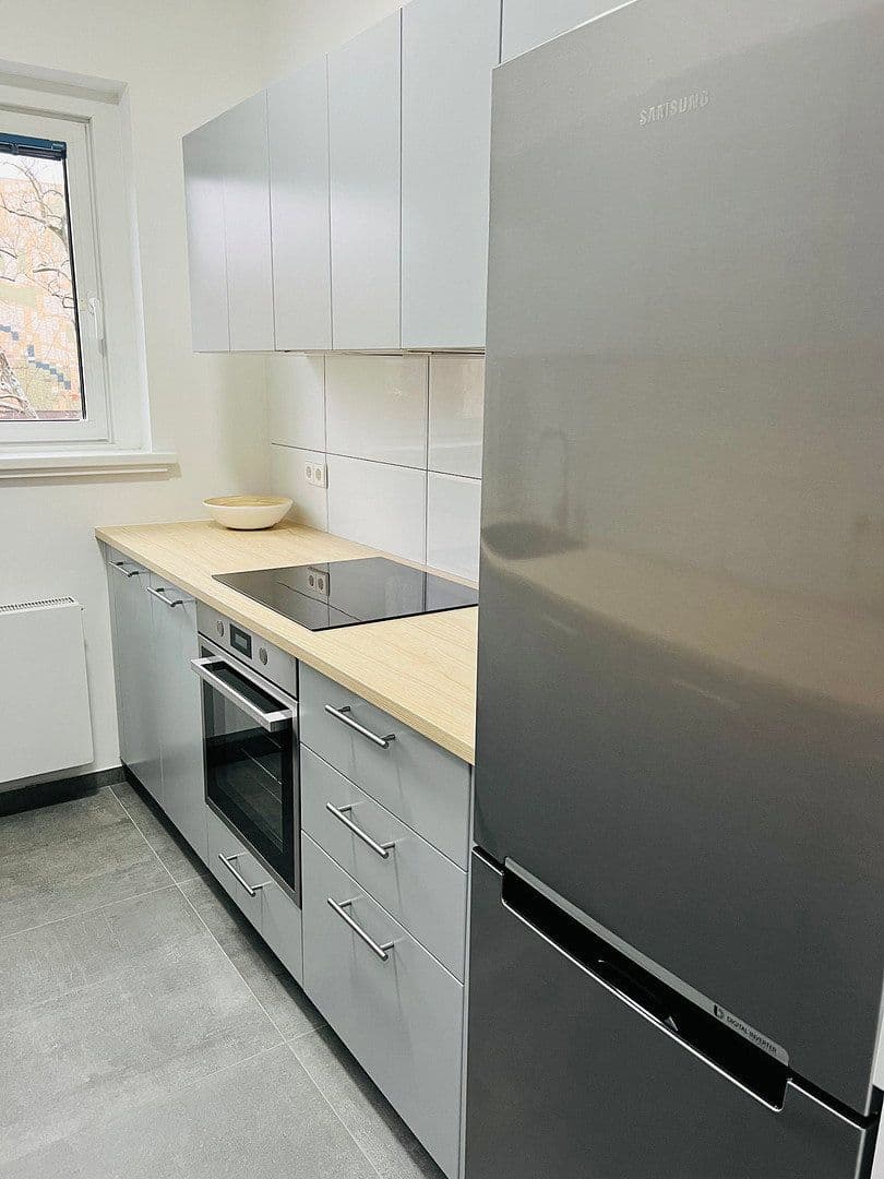 Prenájom bytu 2-izbový 62 m², Waldstr. 53, Berlin, Berlín Prenájom bytu 2-izbový 62 m², Waldstr. 53, Berlin, Berlín