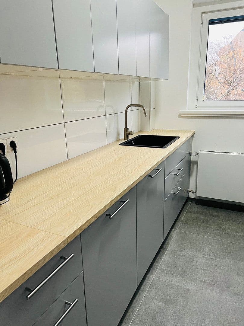 Prenájom bytu 2-izbový 62 m², Waldstr. 53, Berlin, Berlín Prenájom bytu 2-izbový 62 m², Waldstr. 53, Berlin, Berlín