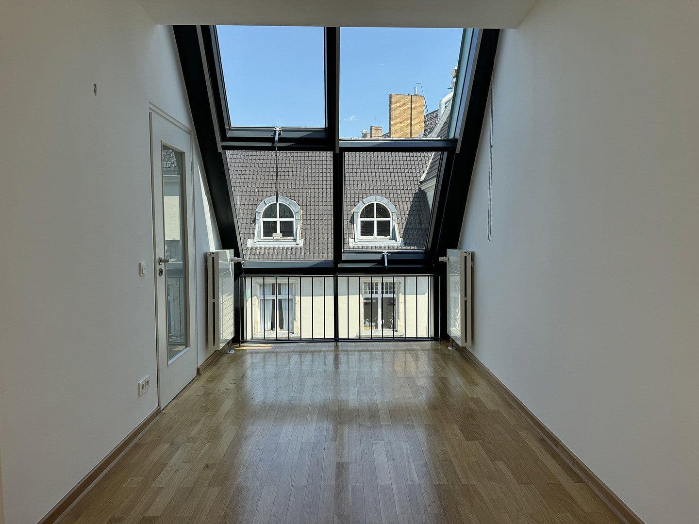 Predaj bytu 5-izbový 198 m², Albrechtstraße, Berlin, Berlín Predaj bytu 5-izbový 198 m², Albrechtstraße, Berlin, Berlín