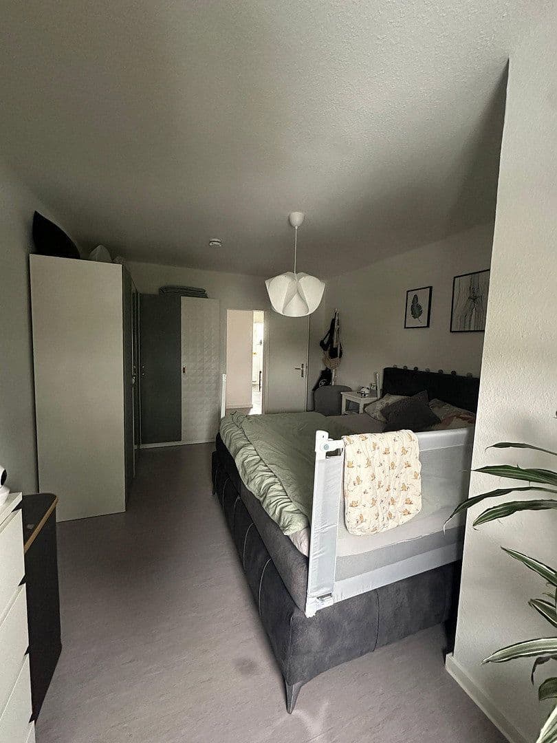 Prenájom bytu 4-izbový 80 m², Nordstr. 29, Steinau an der Straße, Hesensko Prenájom bytu 4-izbový 80 m², Nordstr. 29, Steinau an der Straße, Hesensko