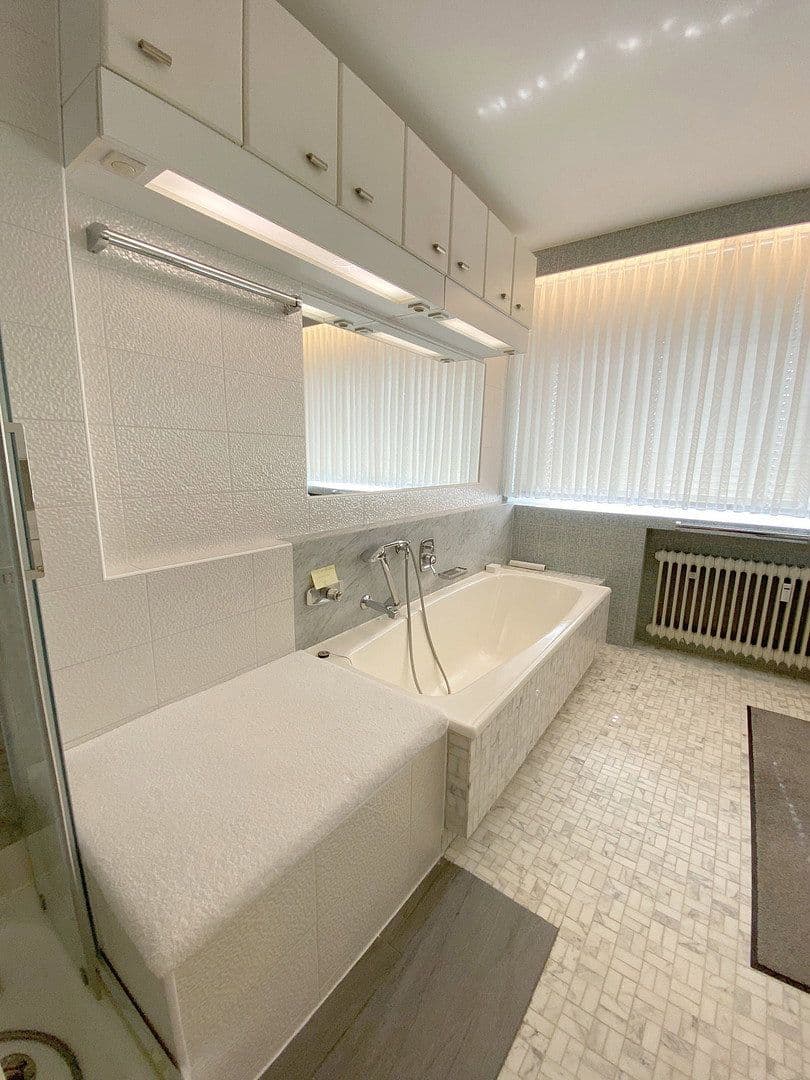 Prenájom kancelárie 245 m², Kneippstraße 9, Würselen, Severné Porýnie - Westfálsko Prenájom kancelárie 245 m², Kneippstraße 9, Würselen, Severné Porýnie - Westfálsko