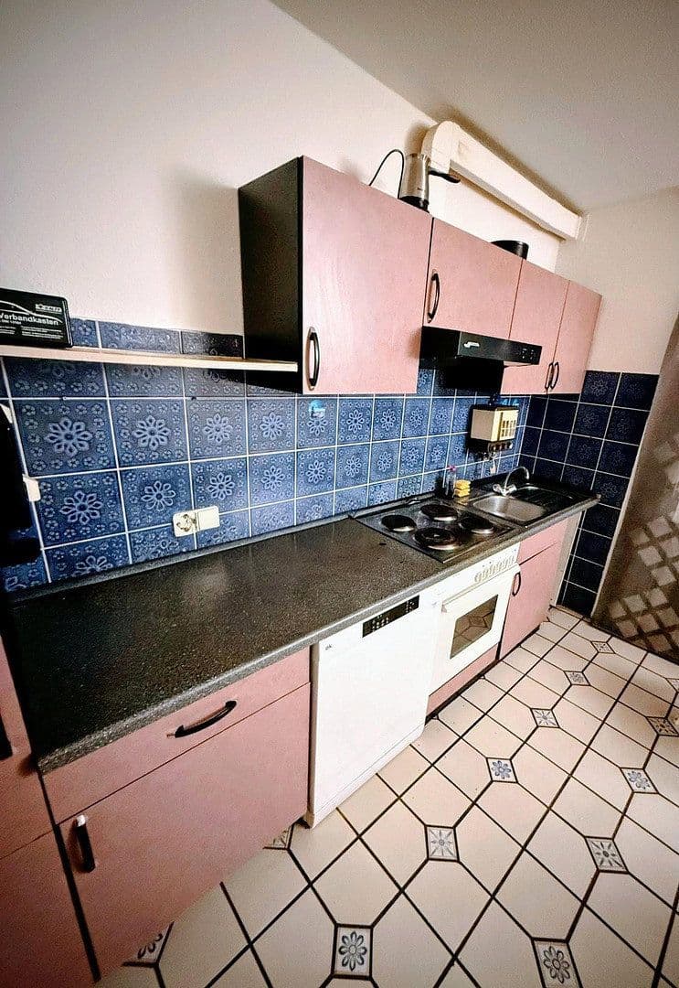 Prenájom bytu 5-izbový 136 m², Kaiserslautern-Morlautern, Porýnie-Falcko Prenájom bytu 5-izbový 136 m², Kaiserslautern-Morlautern, Porýnie-Falcko