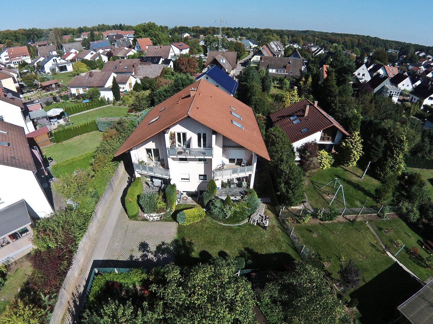 Prenájom bytu 3-izbový 85 m², Hölderlinstrasse 13A, Kaiserslautern-Hohenecken, Porýnie-Falcko Prenájom bytu 3-izbový 85 m², Hölderlinstrasse 13A, Kaiserslautern-Hohenecken, Porýnie-Falcko