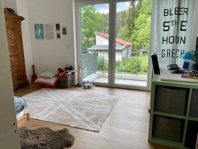 Prenájom domu 158 m², pozemek 400 m², Hohen Neuendorf, Brandenbursko Prenájom domu 158 m², pozemek 400 m², Hohen Neuendorf, Brandenbursko