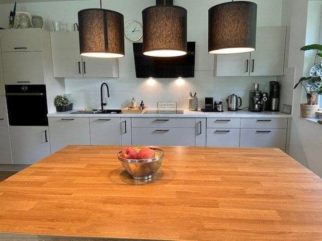 Prenájom domu 158 m², pozemek 400 m², Hohen Neuendorf, Brandenbursko Prenájom domu 158 m², pozemek 400 m², Hohen Neuendorf, Brandenbursko