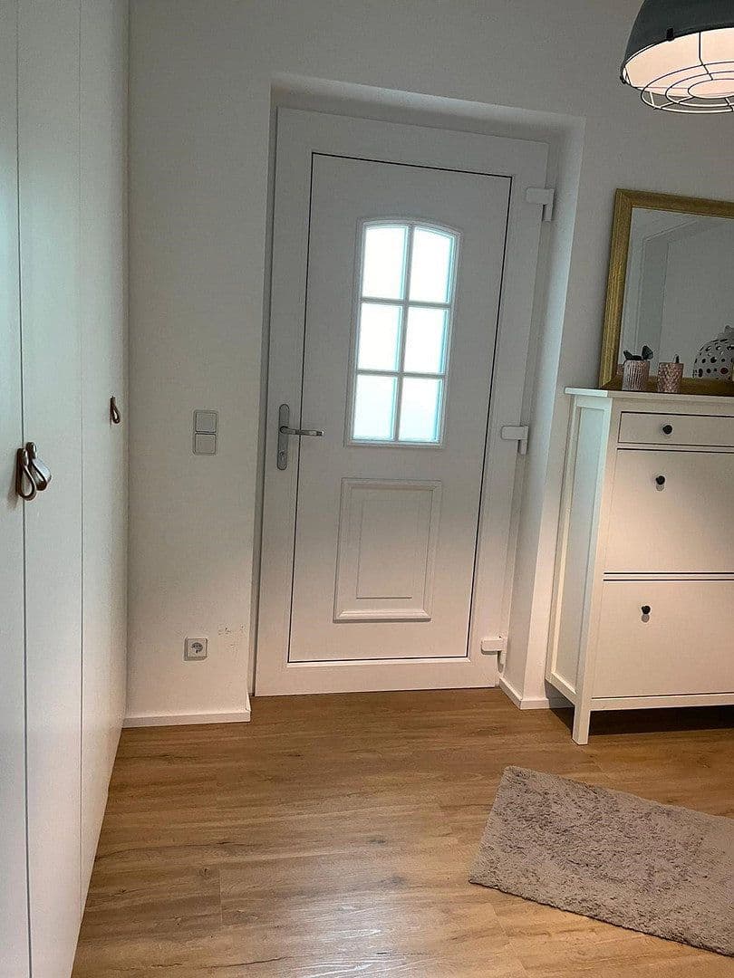 Prenájom domu 158 m², pozemek 400 m², Hohen Neuendorf, Brandenbursko Prenájom domu 158 m², pozemek 400 m², Hohen Neuendorf, Brandenbursko