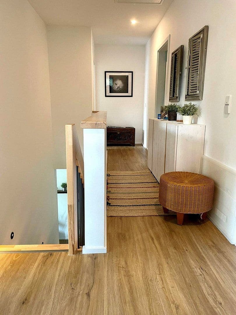 Prenájom domu 158 m², pozemek 400 m², Hohen Neuendorf, Brandenbursko Prenájom domu 158 m², pozemek 400 m², Hohen Neuendorf, Brandenbursko