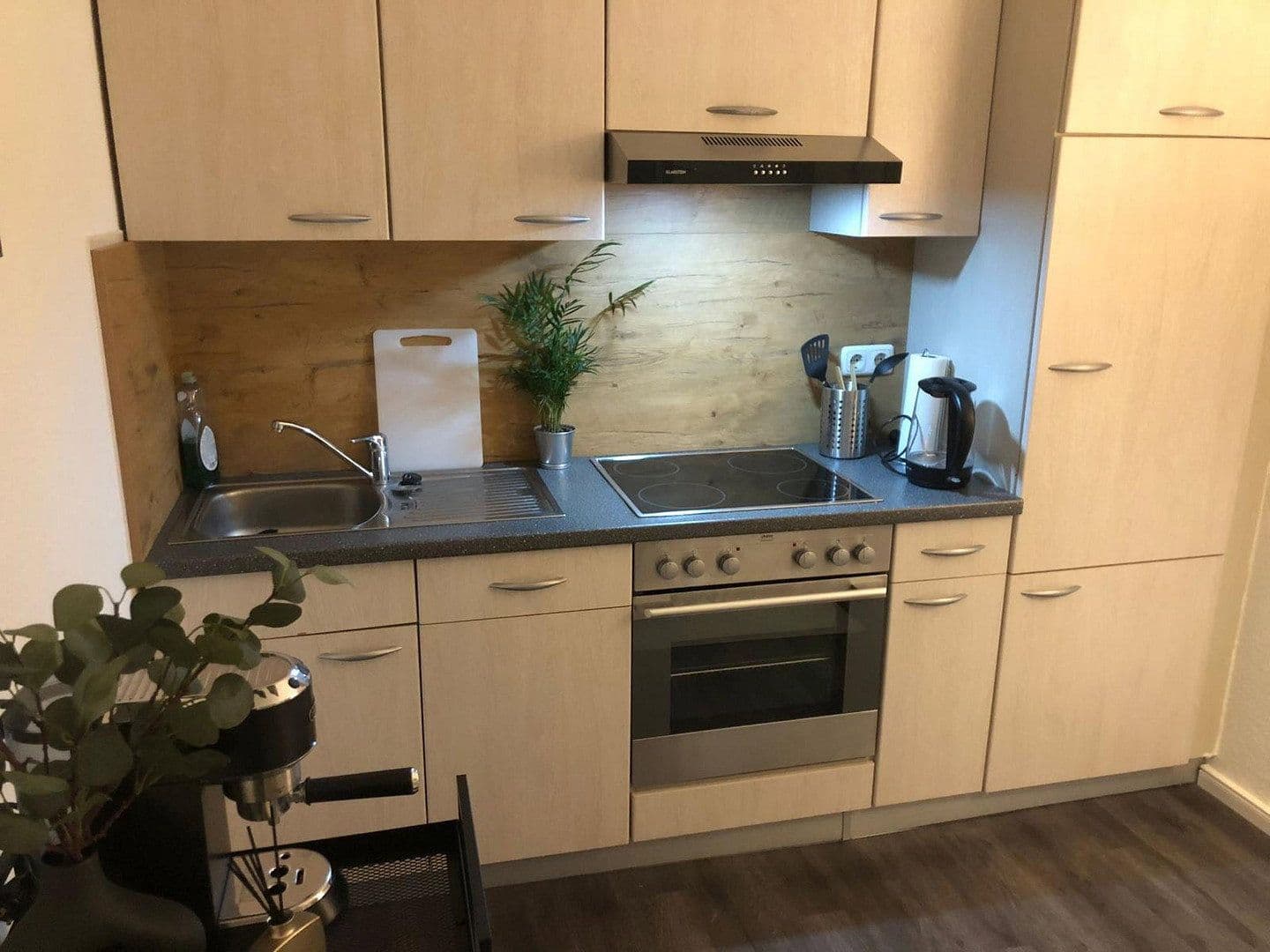 Prenájom bytu 1-izbový 38 m², Bernhardystraße 51, Halle, Sasko-Anhaltsko Prenájom bytu 1-izbový 38 m², Bernhardystraße 51, Halle, Sasko-Anhaltsko