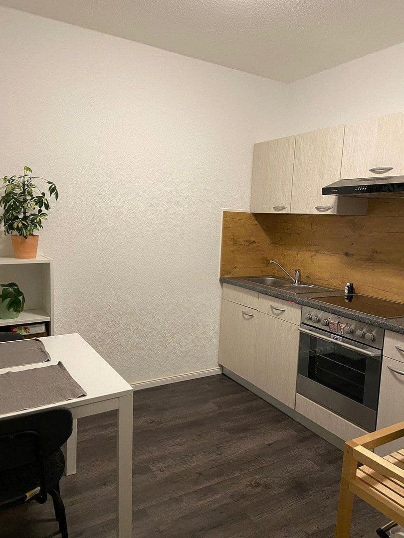 Prenájom bytu 1-izbový 38 m², Bernhardystraße 51, Halle, Sasko-Anhaltsko Prenájom bytu 1-izbový 38 m², Bernhardystraße 51, Halle, Sasko-Anhaltsko