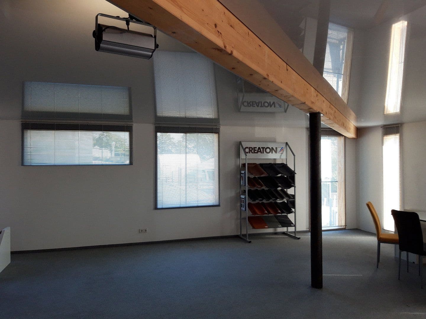 Prenájom kancelárie 200 m², Am Herrschaftsweiher 39, Ludwigshafen Ruchheim, Porýnie-Falcko Prenájom kancelárie 200 m², Am Herrschaftsweiher 39, Ludwigshafen Ruchheim, Porýnie-Falcko