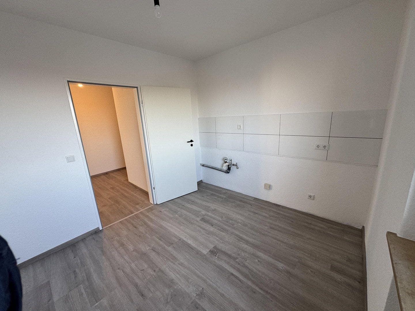 Prenájom bytu 2-izbový 65 m², Kiefernweg 2, Fröndenberg/Ruhr, Severné Porýnie - Westfálsko Prenájom bytu 2-izbový 65 m², Kiefernweg 2, Fröndenberg/Ruhr, Severné Porýnie - Westfálsko