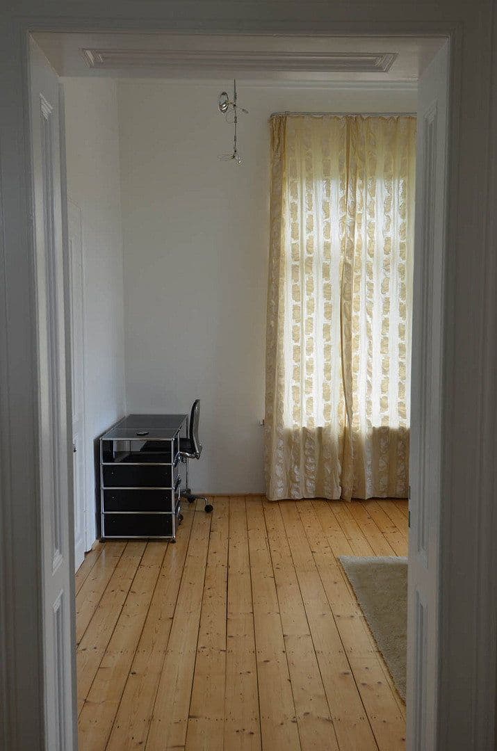 Prenájom bytu 3-izbový 100 m², Bad Honnef, Severné Porýnie - Westfálsko Prenájom bytu 3-izbový 100 m², Bad Honnef, Severné Porýnie - Westfálsko