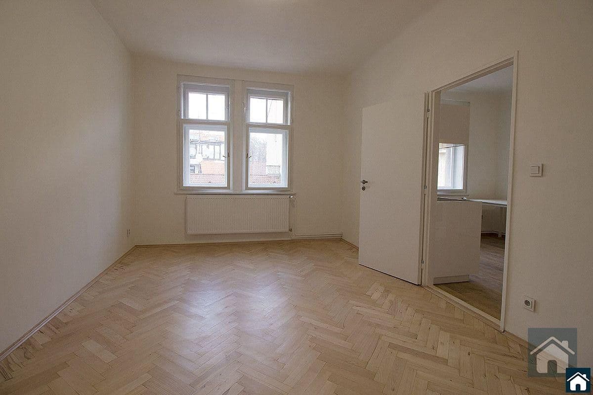 Prenájom bytu 2-izbový 55 m², Černomořská, Praha, Praha Prenájom bytu 2-izbový 55 m², Černomořská, Praha, Praha