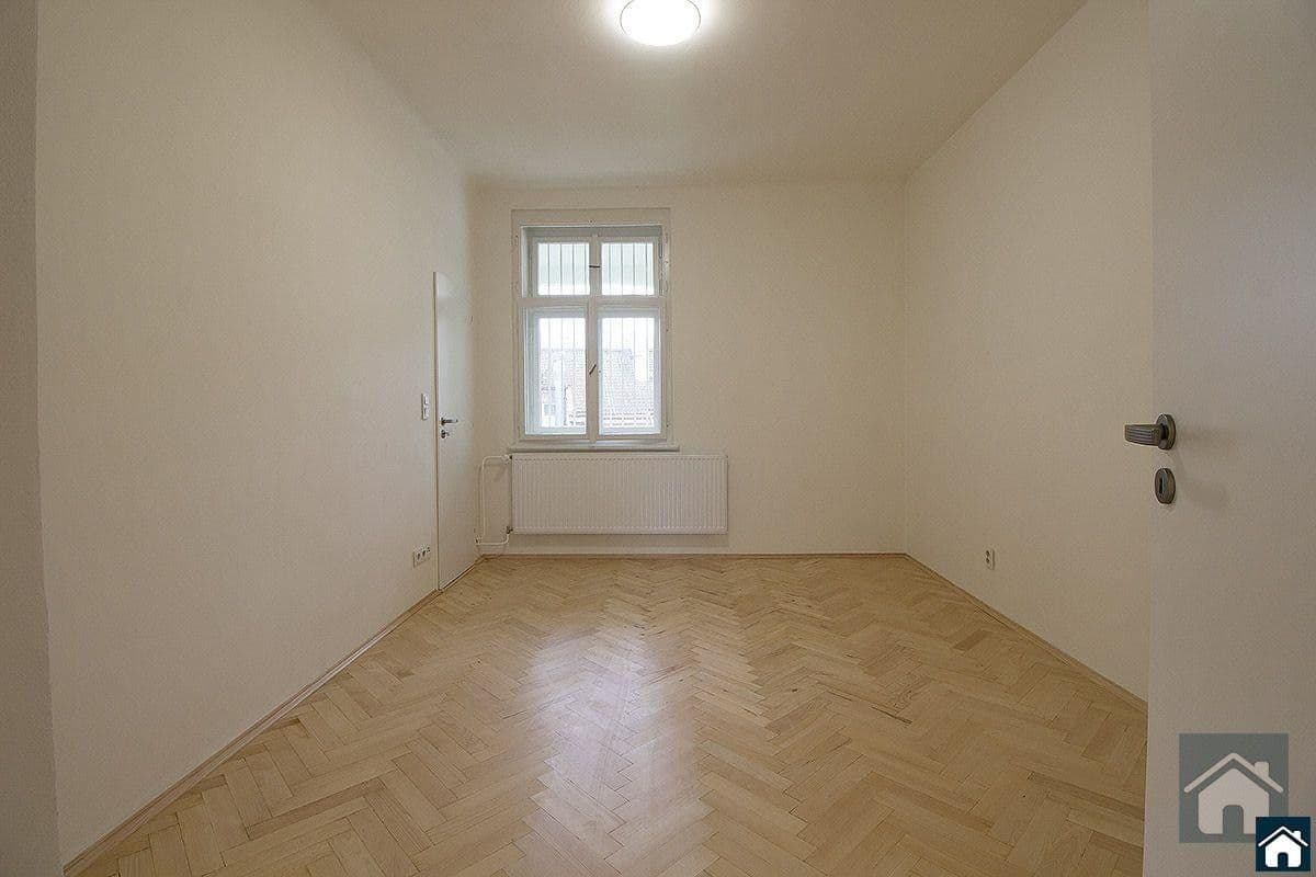 Prenájom bytu 2-izbový 55 m², Černomořská, Praha, Praha Prenájom bytu 2-izbový 55 m², Černomořská, Praha, Praha